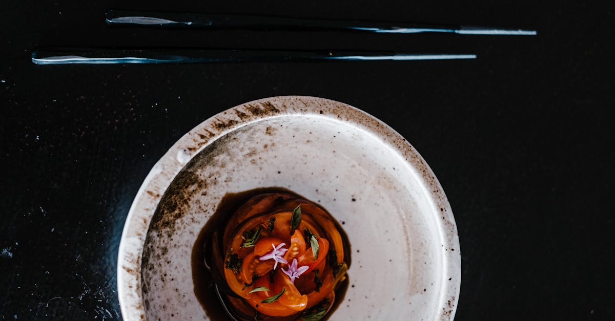 découvrez l'univers des fleurs comestibles : apprenez à les intégrer dans vos plats, à en profiter pour leurs bienfaits nutritionnels et à émerveiller vos invités avec des créations culinaires colorées et raffinées.