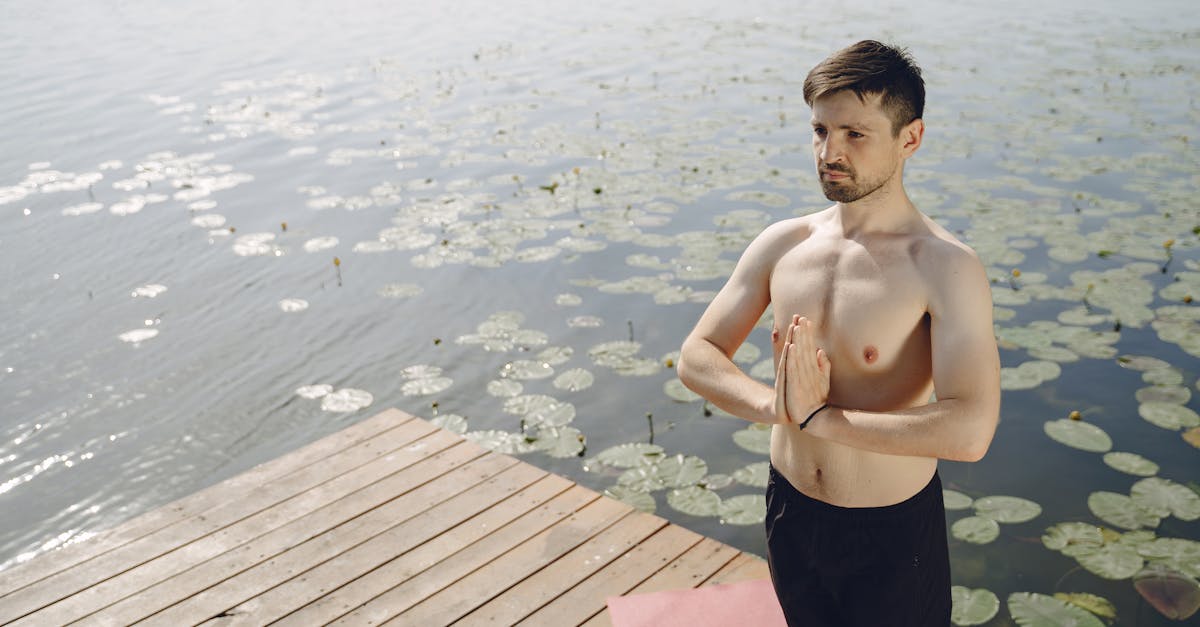découvrez l'importance de l'hydratation et les besoins en eau nécessaires pour maintenir une santé optimale. apprenez à reconnaître les signes de déshydratation et obtenez des conseils sur la quantité d'eau à consommer au quotidien.